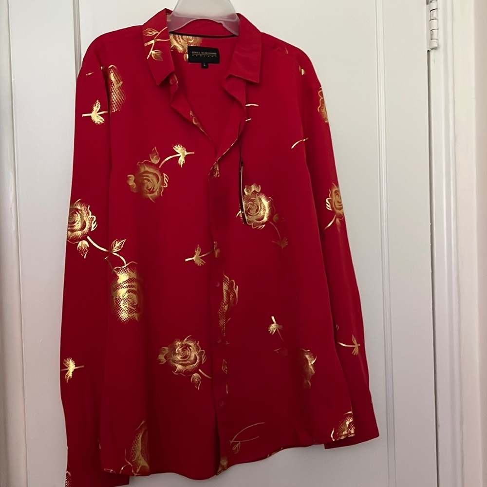 NWT Drill NYC red rose button down long sleeve size: L
